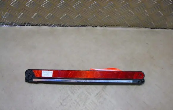 Mercedes-Benz ML W164 Tool box 27R030023