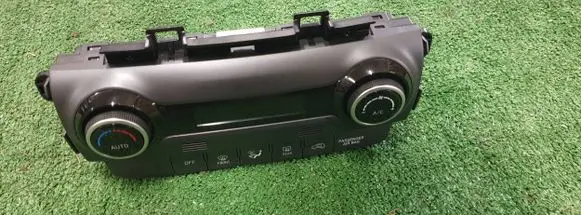 Hyundai Kona I Climate control unit 97250J9XXX