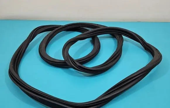 Ford Puma Seal rubber (tailgate) IMPRK1494979