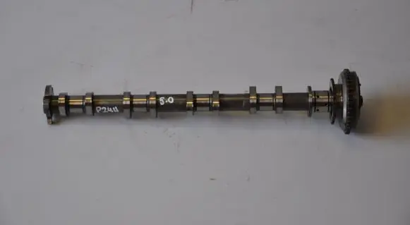 Ford Mustang VI Camshaft JR3E6A273BA