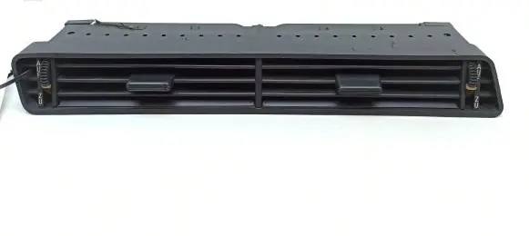 BMW 7 E23 Dash center air vent grill 1371693