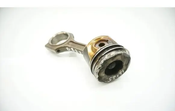 Volkswagen Touran I Piston with connecting rod 