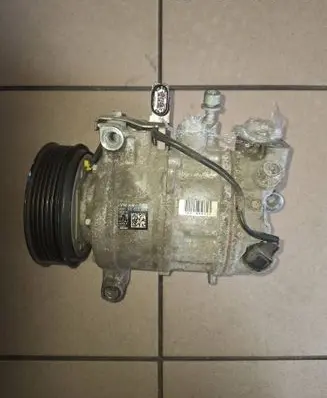 Audi Q7 4M Air conditioning (A/C) compressor (pump) 4M0816803L