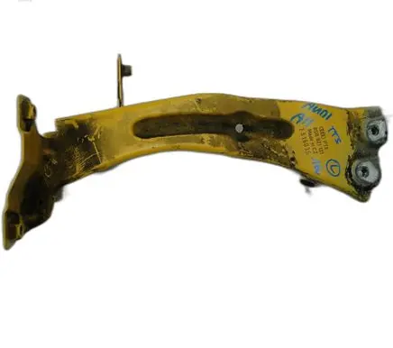 Audi TT TTS RS Mk3 8S Fender mounting bracket 