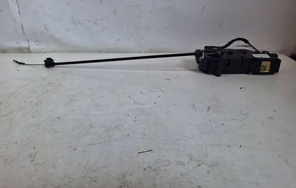 Mercedes-Benz C W204 Tailgate boot lock/latch motor A2047500060 6NW00942400