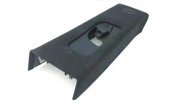 Maserati Ghibli (B) pillar trim (top) 06700133680