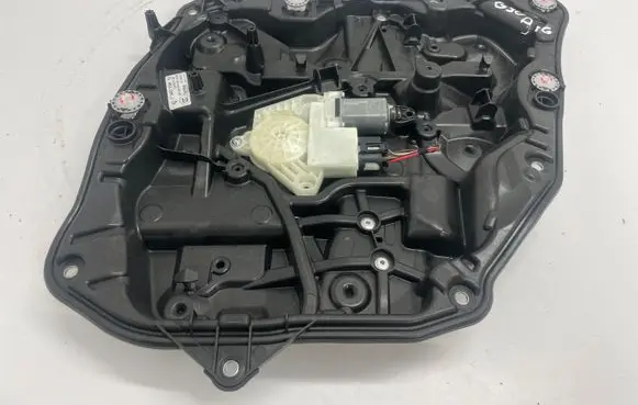 BMW 5 G30 G31 Rear door window regulator with motor 7365168