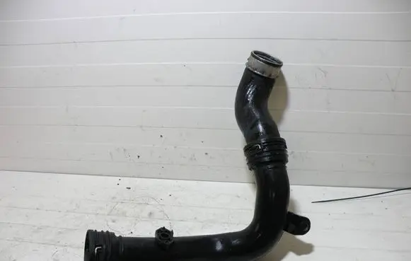 Volkswagen PASSAT B5 Intercooler hose/pipe 1K0145762 1K0145770D