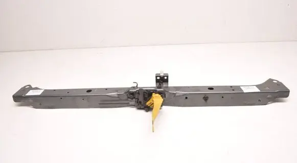 Nissan Qashqai J12 Engine bonnet/hood lock trim molding 