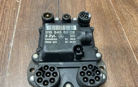 Mercedes-Benz S W140 Ignition amplifier control unit 0155456032