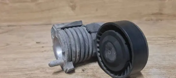 Volvo S40 Generator/alternator bracket F556594