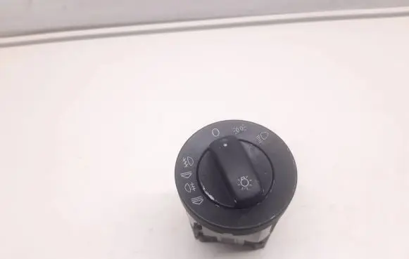 Audi A4 S4 B7 8E 8H Light switch 8E0941531C