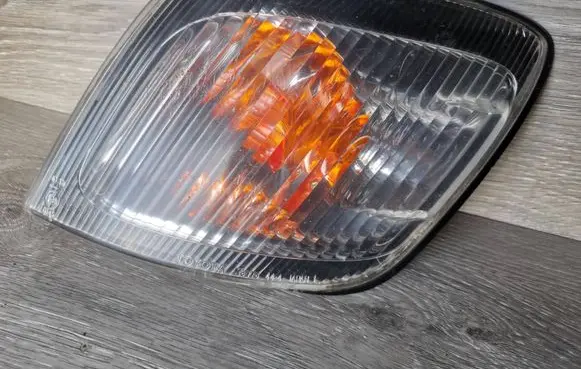 Toyota Picnic Front indicator light