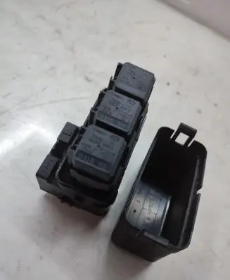 Nissan Qashqai+2 Fuse module