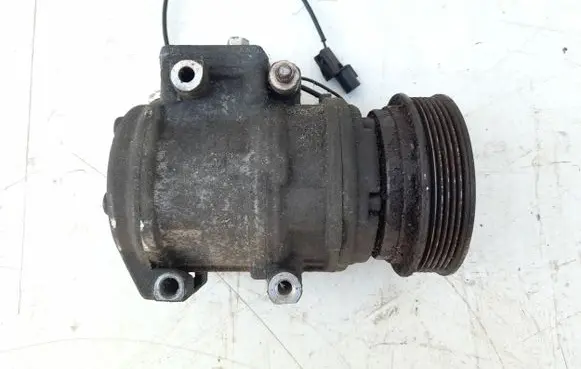 KIA Carens I Air conditioning (A/C) compressor (pump) 0K2KB61450