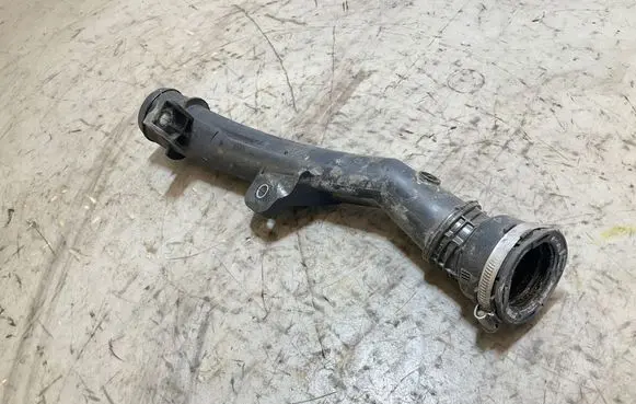 Intercooler hose/pipe