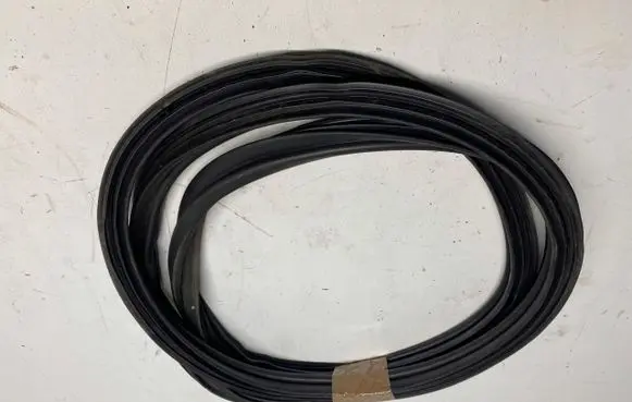 KIA Optima Trunk rubber seal (body) 