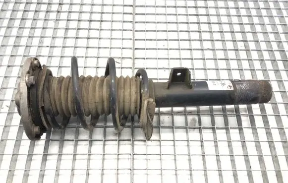BMW 3 F30 F35 F31 Front shock absorber/damper 6881929