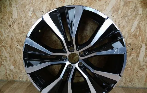 Volvo XC60 R20 alloy rim 32358567