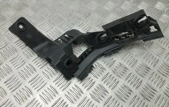 Volkswagen Golf Plus Bumper support mounting bracket corner 5M0807376A