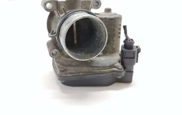 Volkswagen Fox Throttle valve 03D133062E A2C53060088