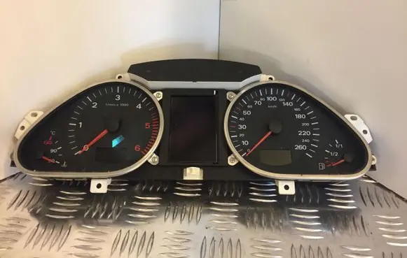 Audi A6 S6 C6 4F Speedometer (instrument cluster) 4F0920900N 949
