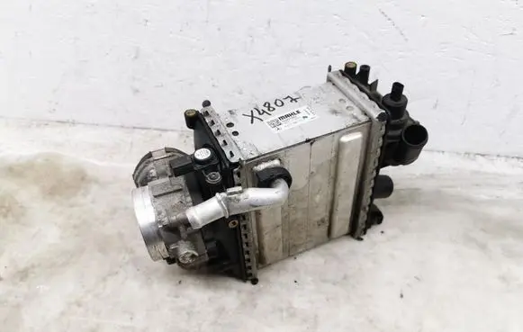 Mercedes-Benz C AMG W205 Intercooler radiator A1770901214