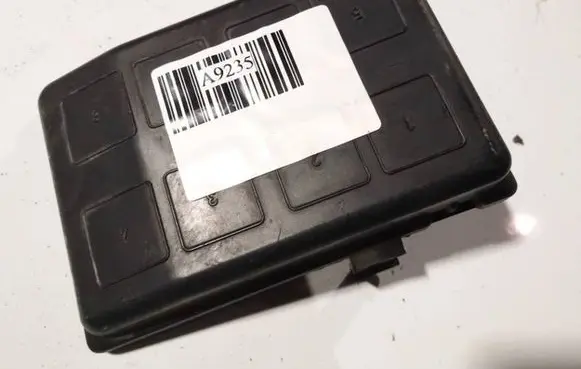 Opel Astra G Fuse box cover 09132702