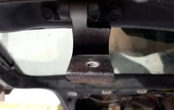 Volkswagen Golf III Tailgate/trunk/boot hinge