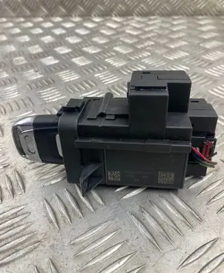 Audi A4 S4 B8 8K Ignition lock 8K0909131