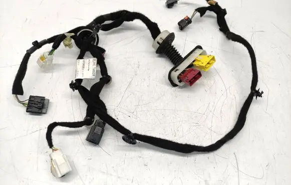 Citroen C4 II Picasso Front door wiring loom 9807322680