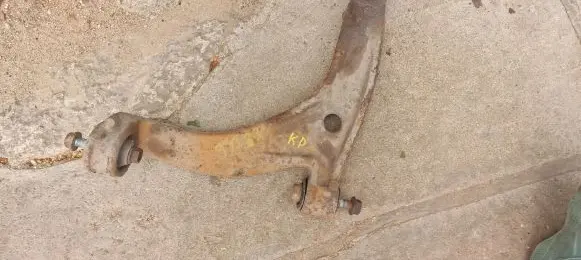 Volkswagen Transporter - Caravelle T5 Front lower control arm/wishbone