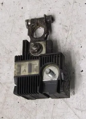 Toyota Yaris Battery relay fuse 00045