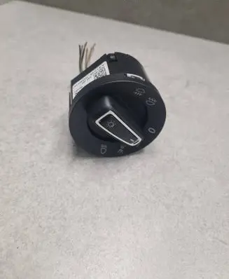 Light switch