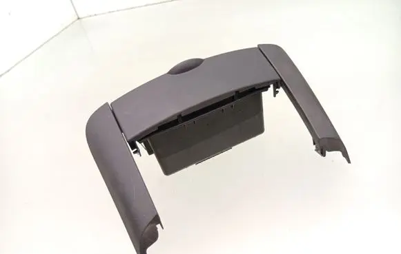 KIA Ceed Glove box 847701H000