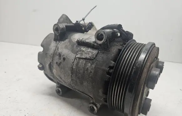 Ford Focus C-MAX Air conditioning (A/C) compressor (pump) 6M5HCA