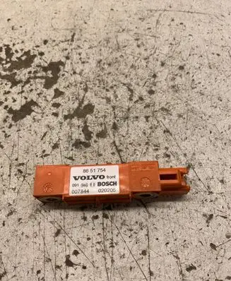 Volvo XC90 Airbag deployment crash/impact sensor 8651754 007844 020206