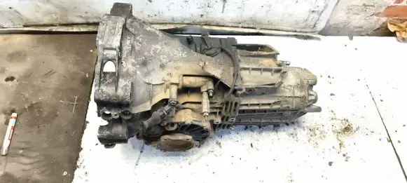 Audi A4 S4 B5 8D Manual 5 speed gearbox 012301