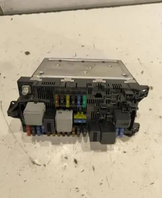 Mercedes-Benz E W211 Comfort/convenience module 2115453901