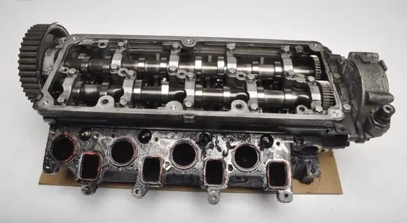 Skoda Octavia Mk2 (1Z) Engine head 03L103373A