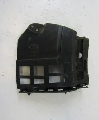 Volvo XC40 Front bumper mounting bracket 31455243