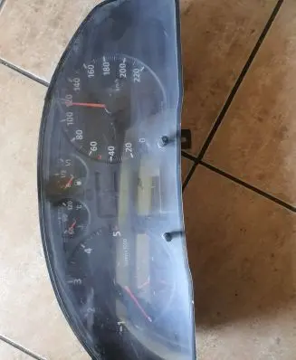 Audi A4 S4 B5 8D Speedometer (instrument cluster) 8D0919024