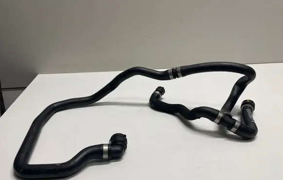 Mercedes-Benz C W205 Engine coolant pipe/hose A2055010700
