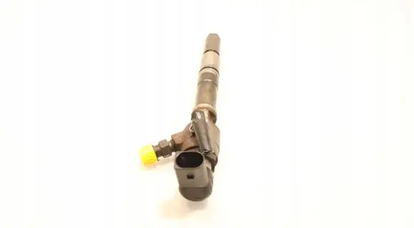 Skoda Fabia Mk2 (5J) Fuel injector 03L130277B