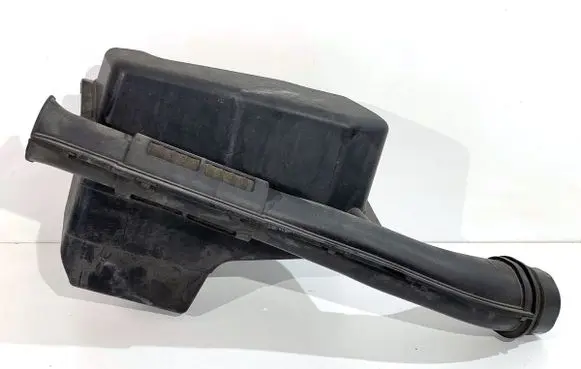 Toyota Auris E180 Air filter box 177500T010