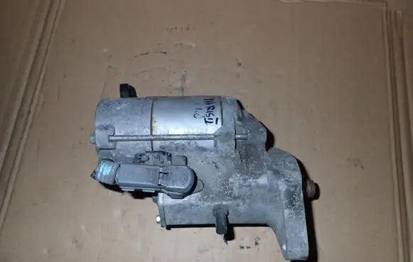 Toyota Yaris Starter motor