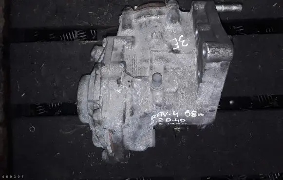 Toyota RAV 4 (XA30) Gearbox transfer box case W82