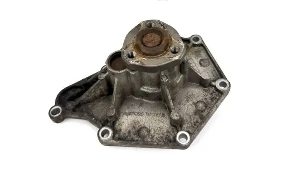 Audi A5 8T 8F Water pump 06E121005