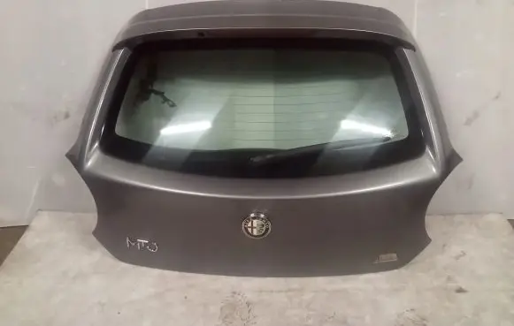 Alfa Romeo Mito Tailgate/trunk/boot lid