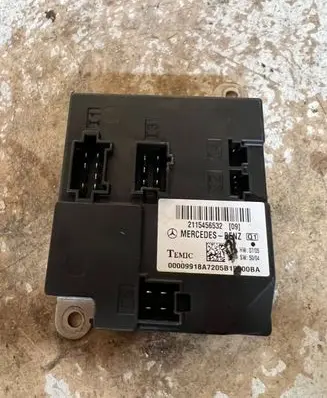 Mercedes-Benz E W211 Comfort/convenience module 2115456532 00009918A7205B15